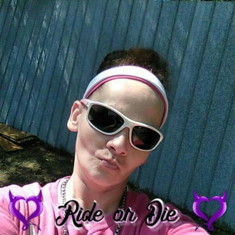 Meet your Posher, Nina